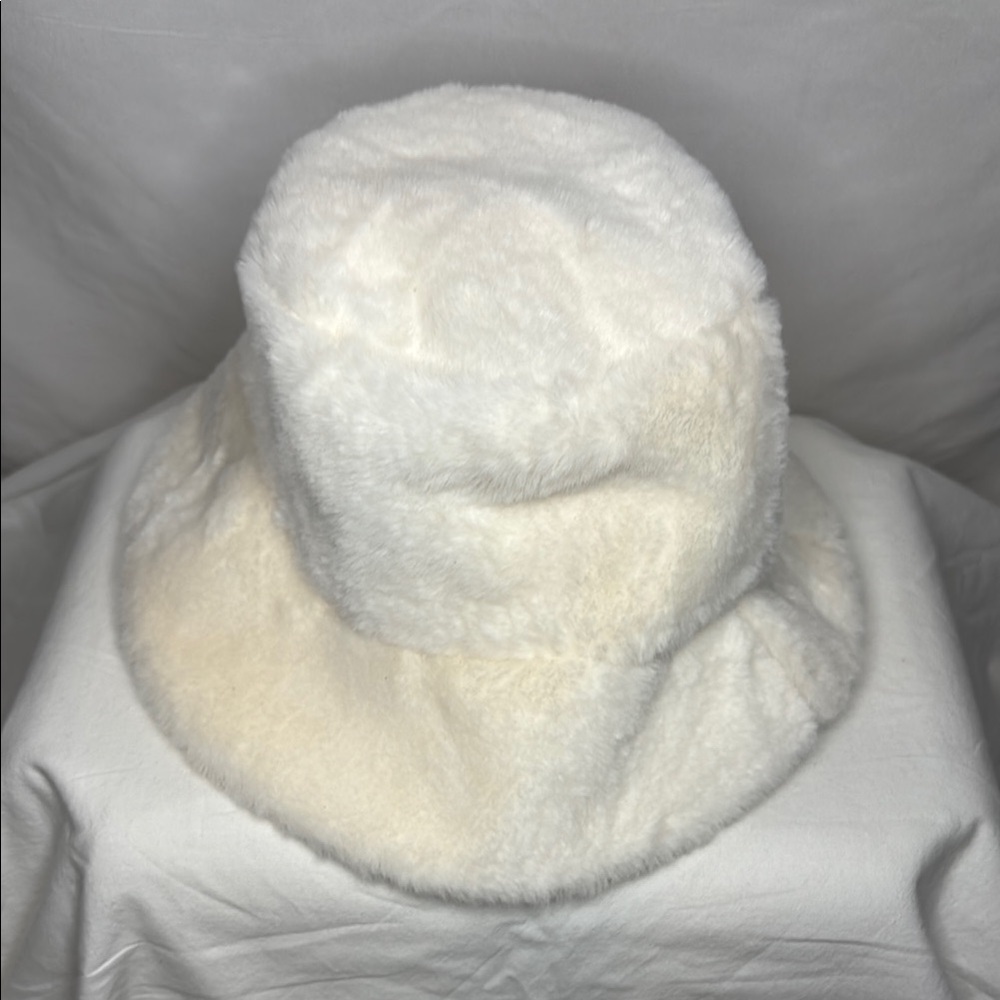 White Faux Fur Bucket Hat